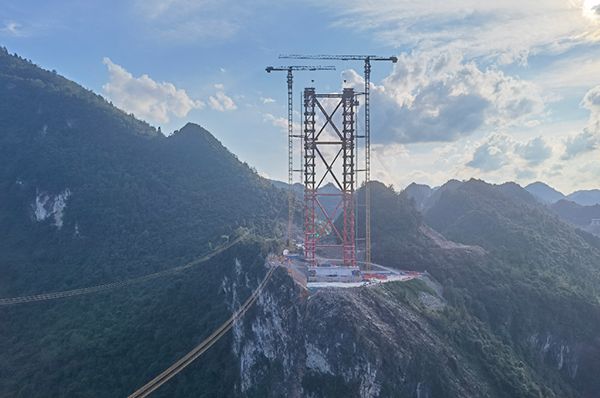 如何選擇適合床頭燈帶的位置？5個(gè)關(guān)鍵考慮因素