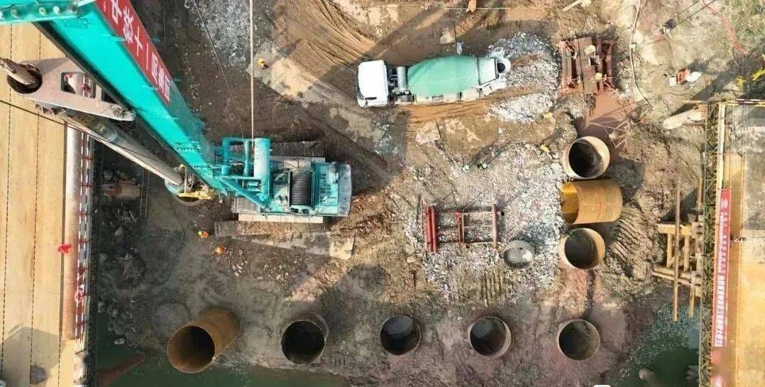 免驅(qū)動(dòng)220V高壓LED燈帶100米無壓降工程室外專用高壓燈帶 - 4