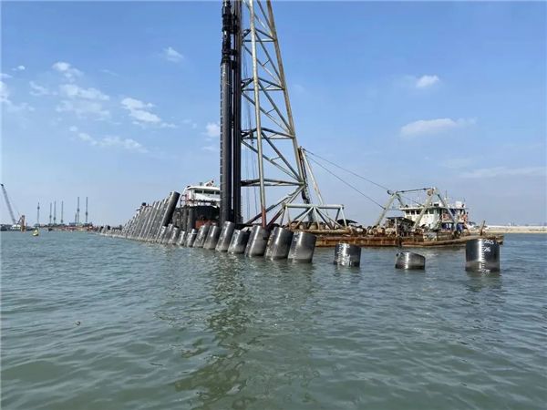 led燈帶ac220是什么意思？