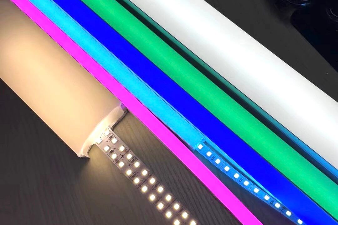 硅膠燈帶能90度折彎嗎？詳解可彎曲性與安裝技巧